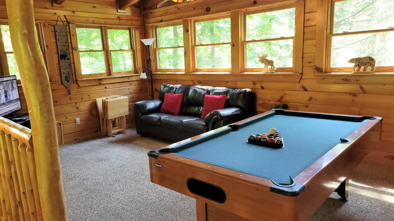 Mountain Joy -Private Treehouse Style Cabin That Sleeps 4-Free Tickets Gatlinburg Buitenkant foto