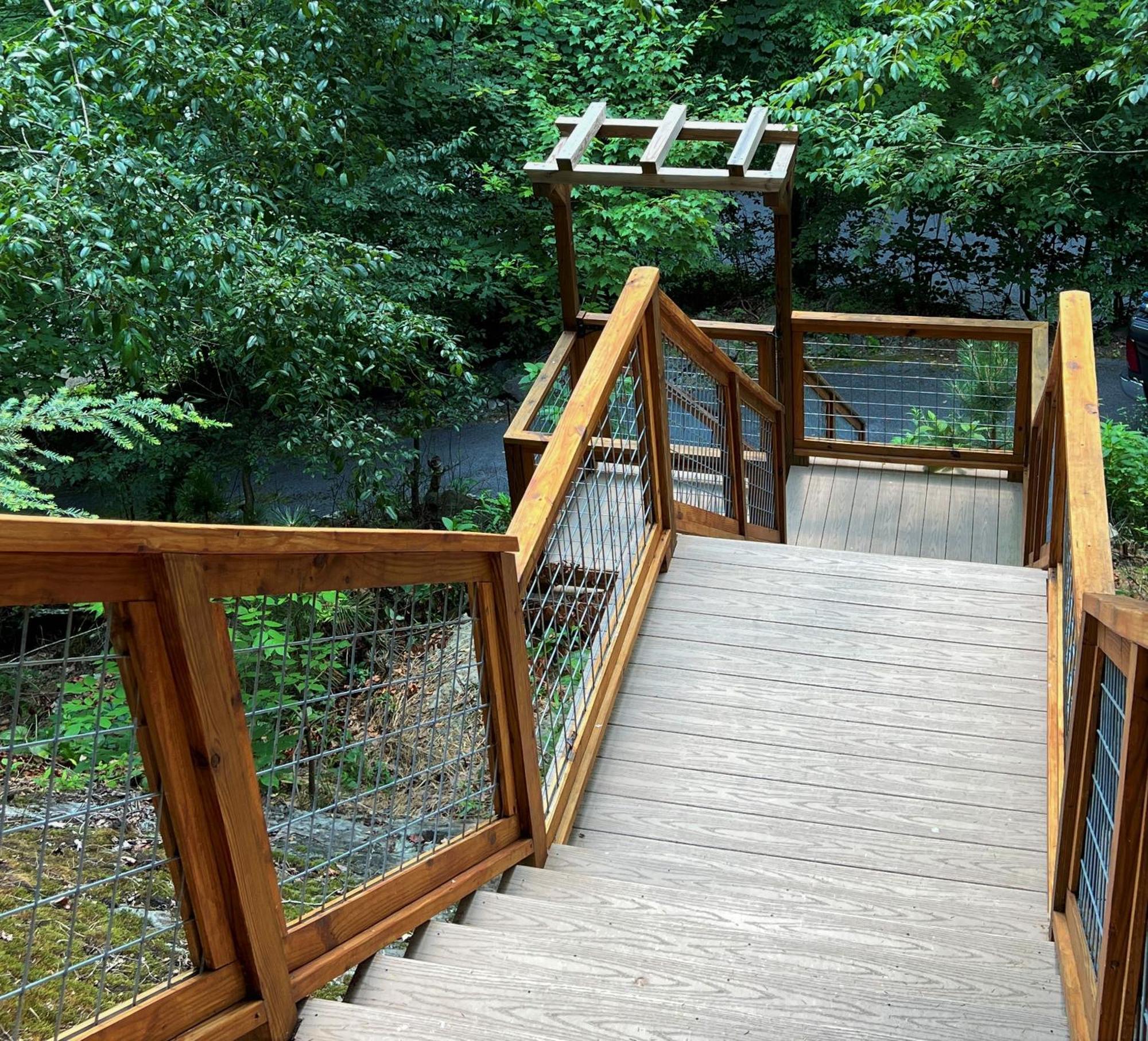 Mountain Joy -Private Treehouse Style Cabin That Sleeps 4-Free Tickets Gatlinburg Buitenkant foto